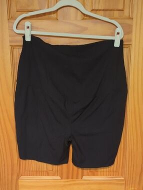 Motherhood Black High-Rise Bike Shorts